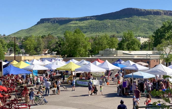 Golden Farmers Market at 10th and Illinois in Golden