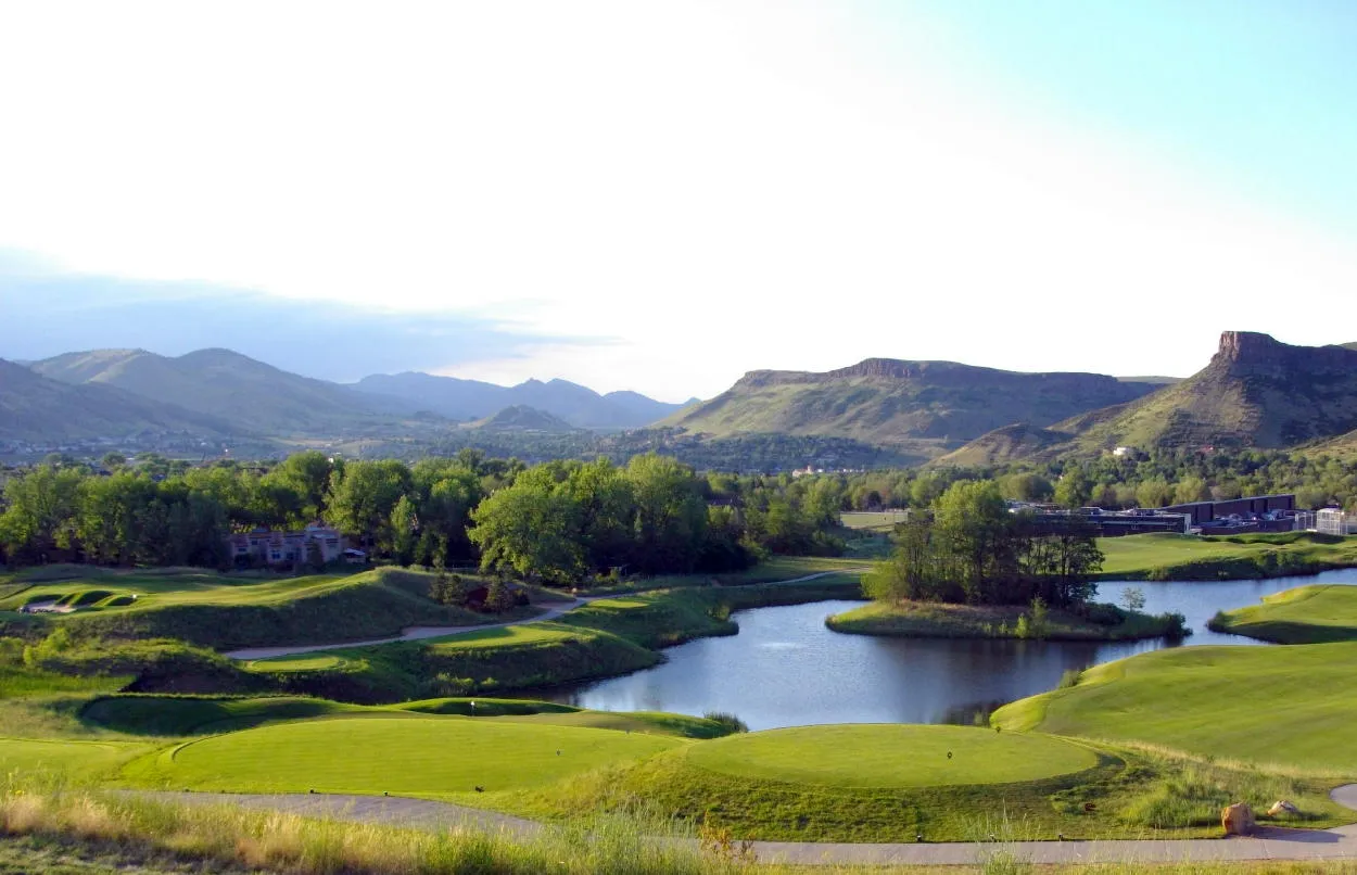 golf course in the foreground with the Table Mountains and foothills in the background