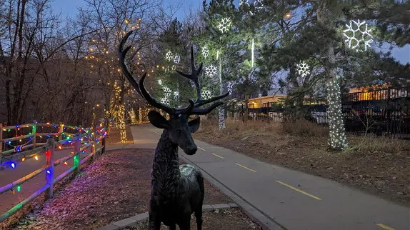 Music, Art, Theater, and Santa’s Debut on the Arch