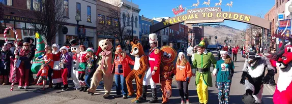 11AM-1PM Jingle on the Avenue - a holiday character mingle